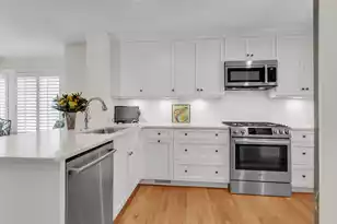 9 Back Ct, Isle Of Palms, SC 29451 - Photo 1