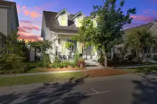 117 Canopy Ln, Summerville, SC 29485 - Photo 1