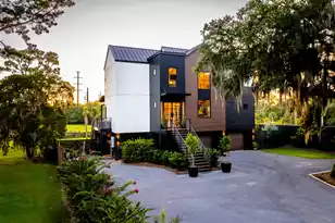 231 Bayview Drive, Mount Pleasant, SC 29464 - Photo 1