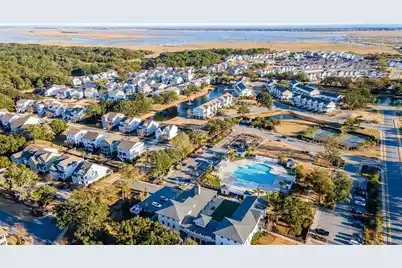 1600 Prince Edward Street, Mount Pleasant, SC 29466 - Photo 1