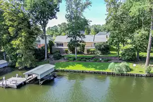 419 Santee Dr, Santee, SC 29142 - Photo 1