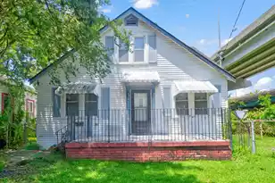 4 Poplar St, Charleston, SC 29403 - Photo 1