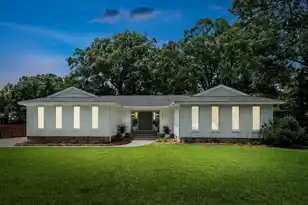 809 O'Sullivan Dr, Mount Pleasant, SC 29464 - Photo 1