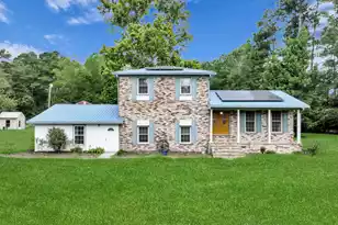 276 Railroad Ave S, Harleyville, SC 29448 - Photo 1