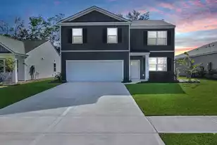 1070 Forrest Crk Dr, Summerville, SC 29483 - Photo 1