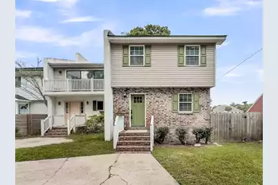 960 Myrtle Court, Mount Pleasant, SC 29464 - Photo 1