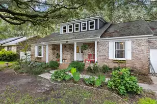 957 Sea Gull Dr, Mount Pleasant, SC 29464 - Photo 1