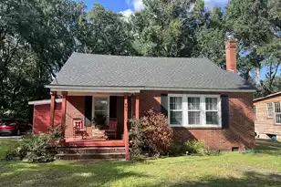 601 Carn St, Walterboro, SC 29488 - Photo 1