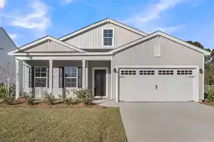 1015 Carolina Wy, Manning, SC 29102 - Photo 1
