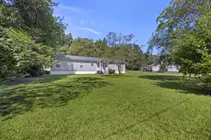 139 Reed St, Summerville, SC 29483 - Photo 1