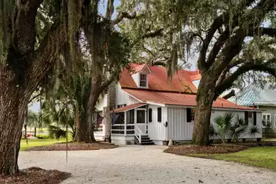127 Oak Street, McClellanville, SC 29458 - Photo 1