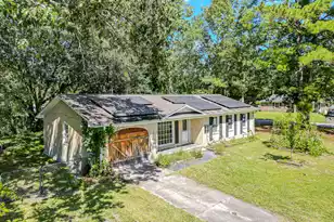 109 Greenhurst Ave, Summerville, SC 29485 - Photo 1