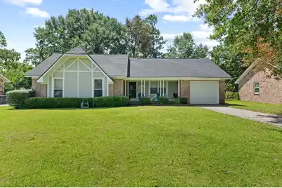 812 Beauregard Road, Summerville, SC 29486 - Photo 1