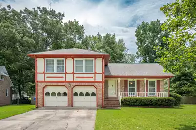 2425 Vistavia Road, North Charleston, SC 29406 - Photo 1