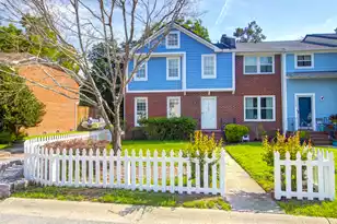 1162 Rosemead Rd, Mount Pleasant, SC 29464 - Photo 1