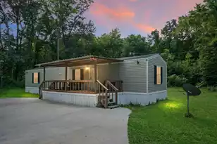 746 Madison St, Ehrhardt, SC 29081 - Photo 1