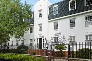 10 Logan St, Charleston, SC 29401 - Photo 1