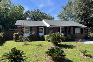 1511 Westway Dr, Charleston, SC 29412 - Photo 1