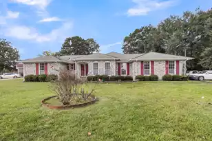 8556 Vistavia Rd, North Charleston, SC 29406 - Photo 1