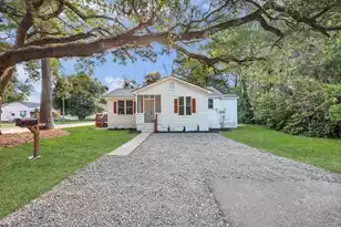 2764 Surrey Dr E, North Charleston, SC 29405 - Photo 1