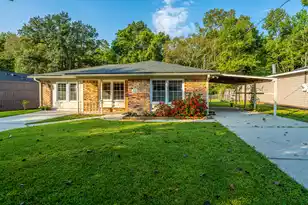 310 Sprucewood Dr, Summerville, SC 29485 - Photo 1