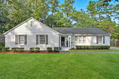 305 Runnymede Lane, Summerville, SC 29485 - Photo 1