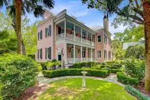 62 Eastlake Rd, Mount Pleasant, SC 29464 - Photo 1