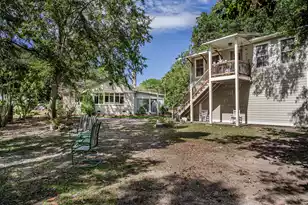 933 Lakeview Dr, Mount Pleasant, SC 29464 - Photo 49