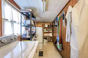 933 Lakeview Dr, Mount Pleasant, SC 29464 - Photo 39