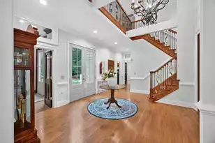 125 Drayton Dr, Summerville, SC 29483 - Photo 1