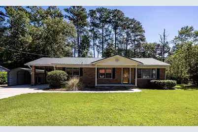 105 Pinewood Street, Walterboro, SC 29488 - Photo 1