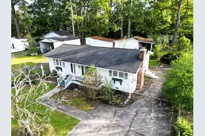 109 Hickory Street W, Andrews, SC 29510 - Photo 1