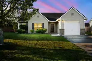 219 Barnwell St, Summerville, SC 29483 - Photo 1