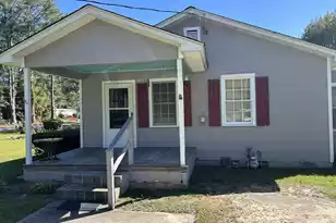 302 Hayden St, Walterboro, SC 29488 - Photo 1