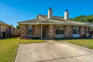 415 Erskine St, Ladson, SC 29456 - Photo 1