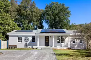 974 Riverland Dr, Charleston, SC 29412 - Photo 1