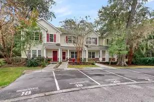 304 Chinquapin Dr, Summerville, SC 29485 - Photo 1