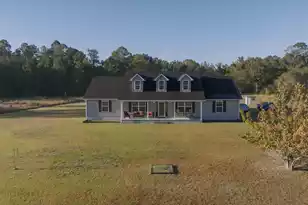 51 Hillcrest Dr, Varnville, SC 29944 - Photo 1