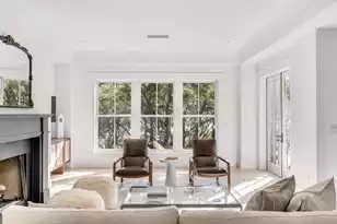 36 Prioleau St, Charleston, SC 29401 - Photo 1