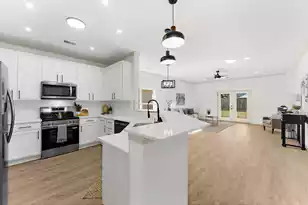 203 Summer View Rd, Summerville, SC 29486 - Photo 1