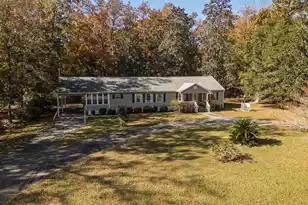 875 Crawford Dr, Edisto Island, SC 29438 - Photo 1
