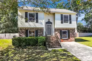 117 Totem Ct, Summerville, SC 29486 - Photo 1