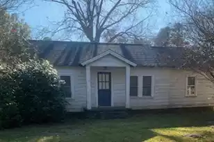 107 West St, Harleyville, SC 29448 - Photo 1