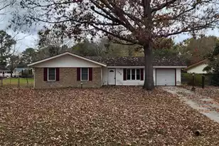 135 Tall Spruce Dr, Moncks Corner, SC 29461 - Photo 1