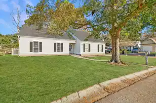 321 Parish Parc Dr, Summerville, SC 29485 - Photo 1