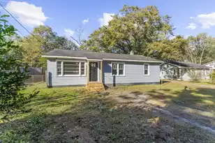 5719 Edison Ave, North Charleston, SC 29410 - Photo 1