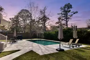 327 Cheraw Dr, Charleston, SC 29412 - Photo 1