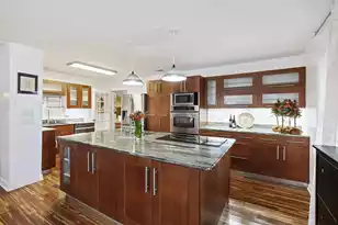 683 Edmonds Dr, Charleston, SC 29412 - Photo 1