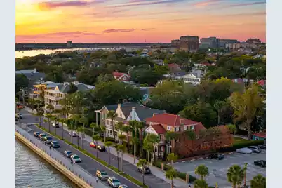 14 1/2 Murray Boulevard, Charleston, SC 29401 - Photo 1