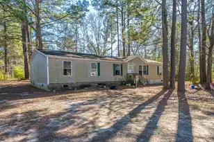 108 Lake Dr, Summerville, SC 29483 - Photo 1